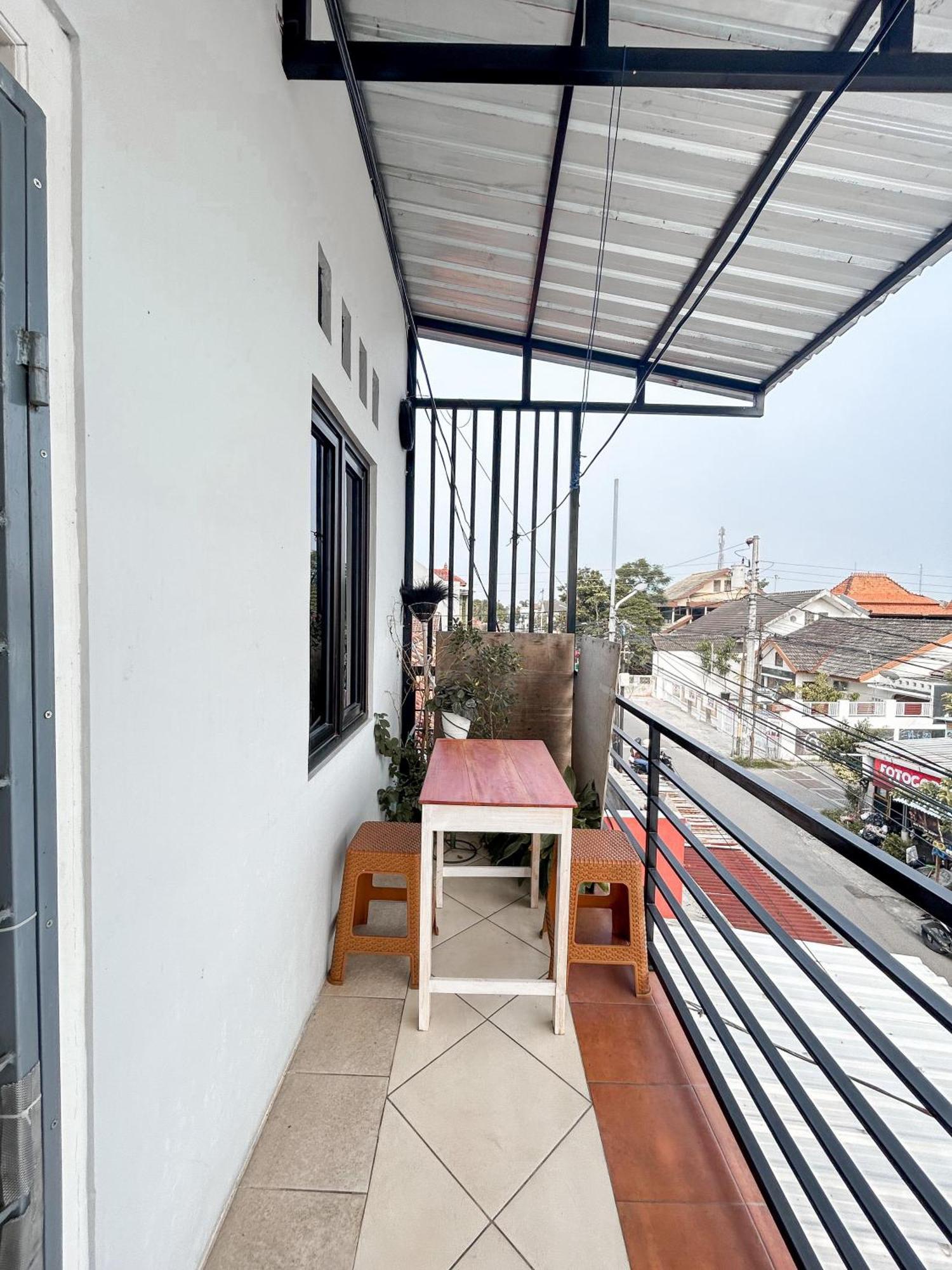Rama Shinta Guest House & Coffee Yogyakarta Ngoại thất bức ảnh